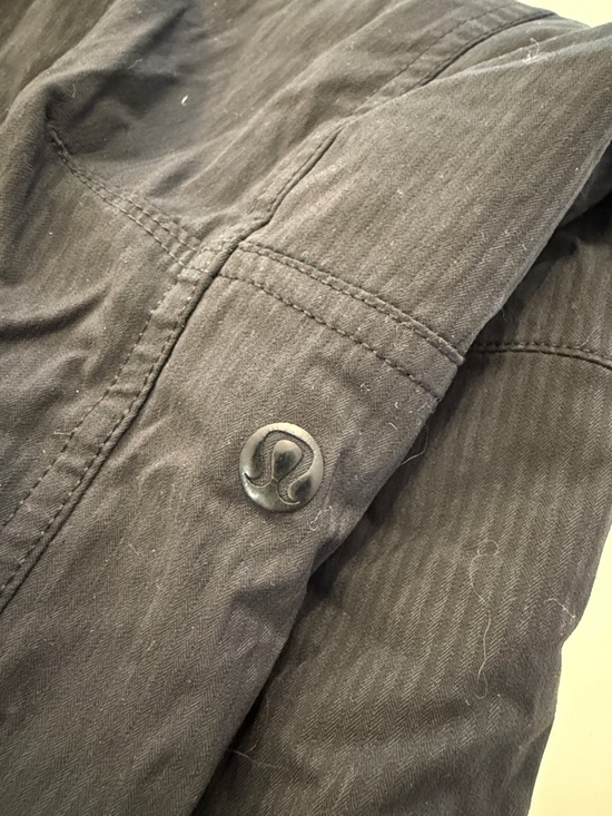 Lululemon Size XL Men's Black “cargo” Stretch Pants - Picture 9 of 9